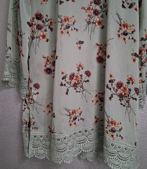 Rewind Open Floral Kimono/Cover Up   Size M - Picture 11 of 13